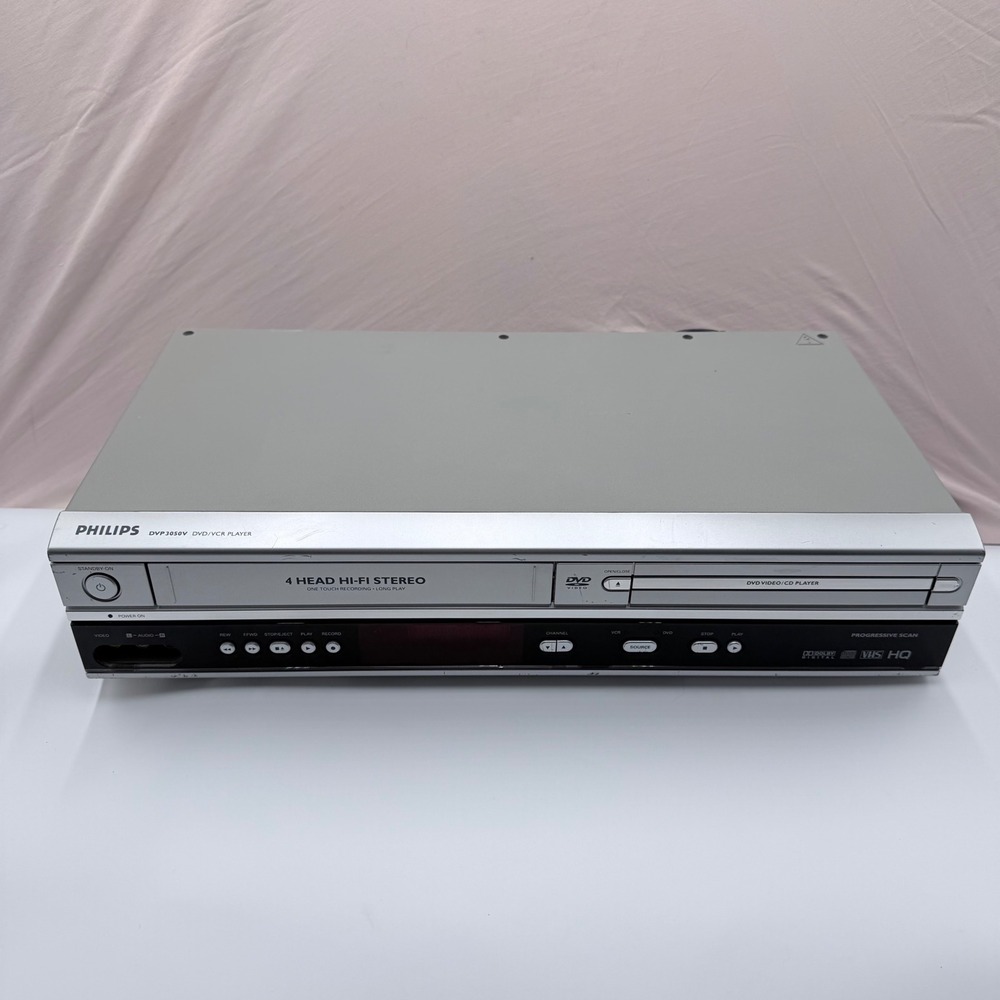 Philips DVP3050V DVD VCR Combo Player 4 Head HiFi Stereo Progressive Scan Silver